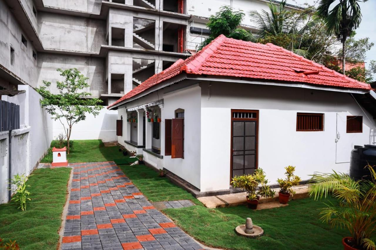 Appartement Bobbys Corner à Alappuzha Extérieur photo