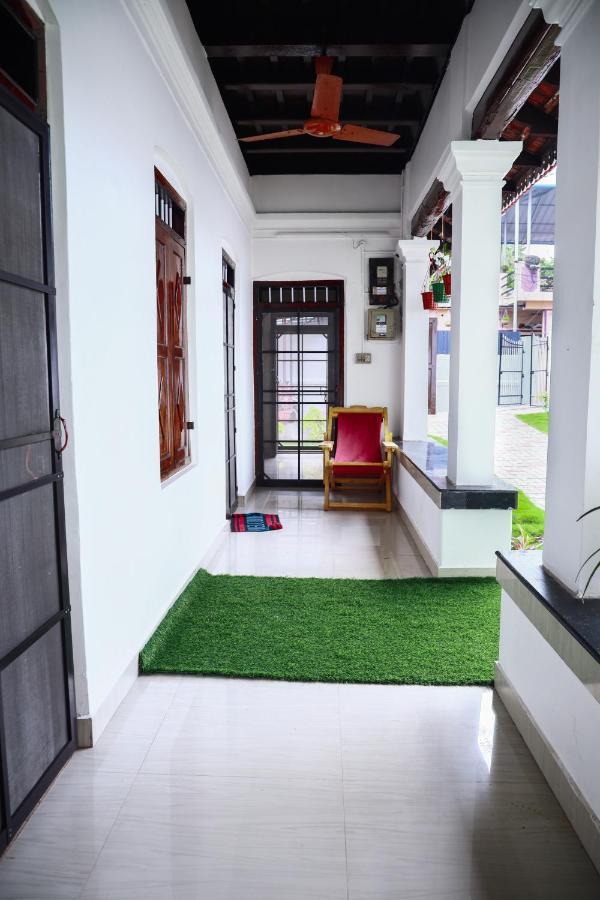 Appartement Bobbys Corner à Alappuzha Extérieur photo