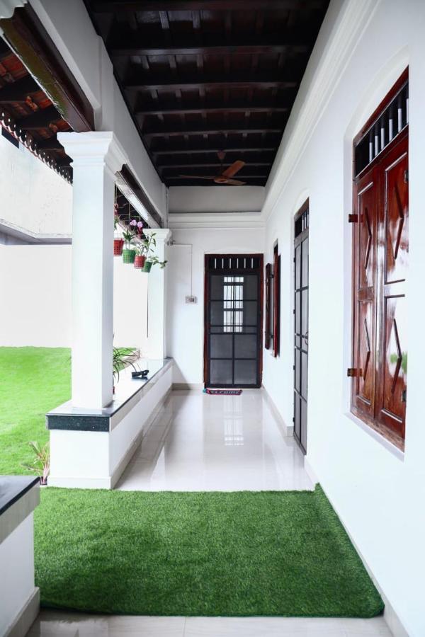 Appartement Bobbys Corner à Alappuzha Extérieur photo