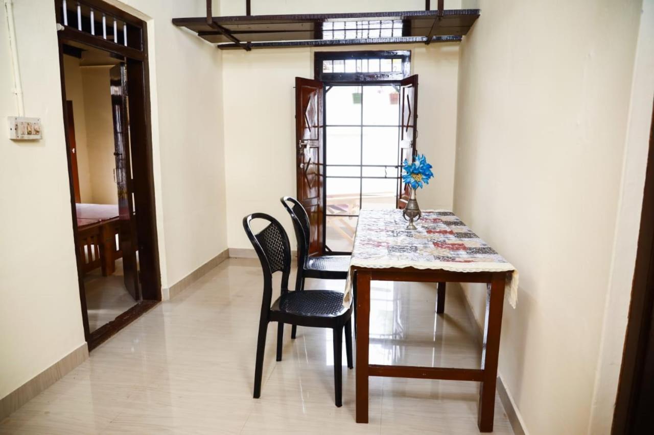 Appartement Bobbys Corner à Alappuzha Extérieur photo